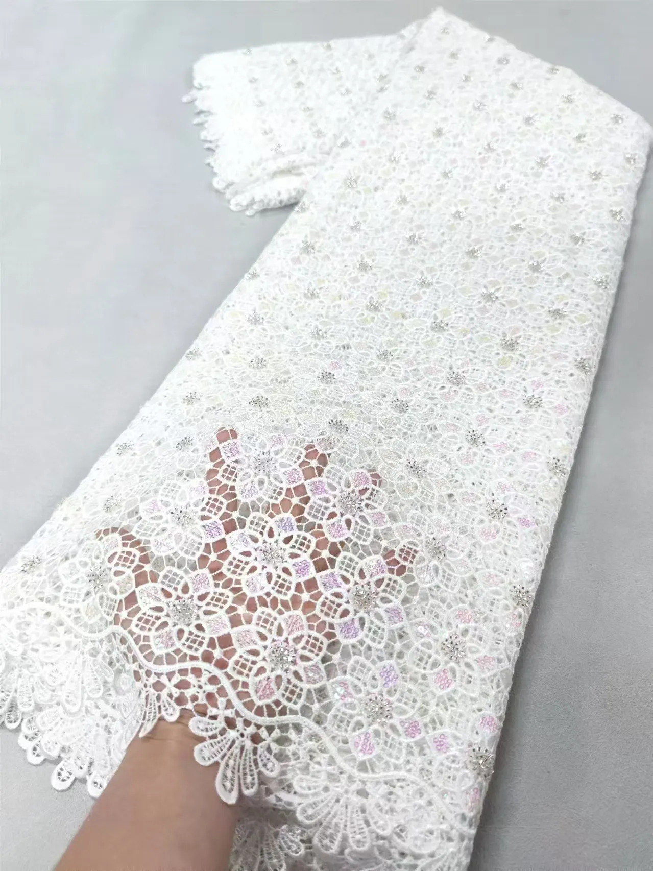 

Nigerian Guipure Cord Lace Fabric 2024 Latest French African Swiss Lace Fabric Soft Water Soluble For Wedding Dress Party