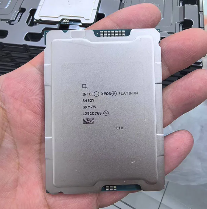 Used Intel Platinum Xeon Server CPU SRM7W 8452Y