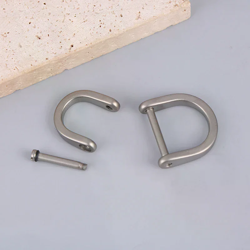 1PCS Titanium D Ring Key Shackle U Shape Key Ring Horseshoe Clasp For Car Fob DIY Leather Key Organizer Keychain