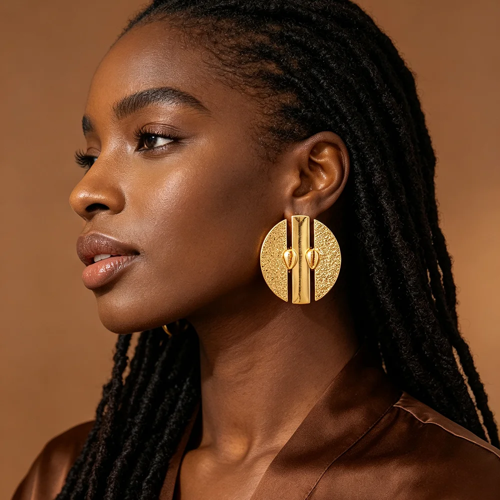 18K vergoldetes Muschel-Ohrring-Set mit runden, hohlen Ohrringen für Damen, luxuriöses Hochzeits- und Party-Accessoire, Brautschmuck, Geschenk – Detail 1