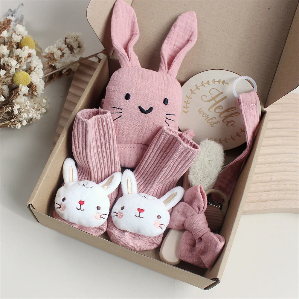 Baby Cotton Comforter Blanket Bibs Socks Headband 6Pcs Set Gifts Box Wooden Rattle Brushs Bunny Towel For Baby Shower Gift