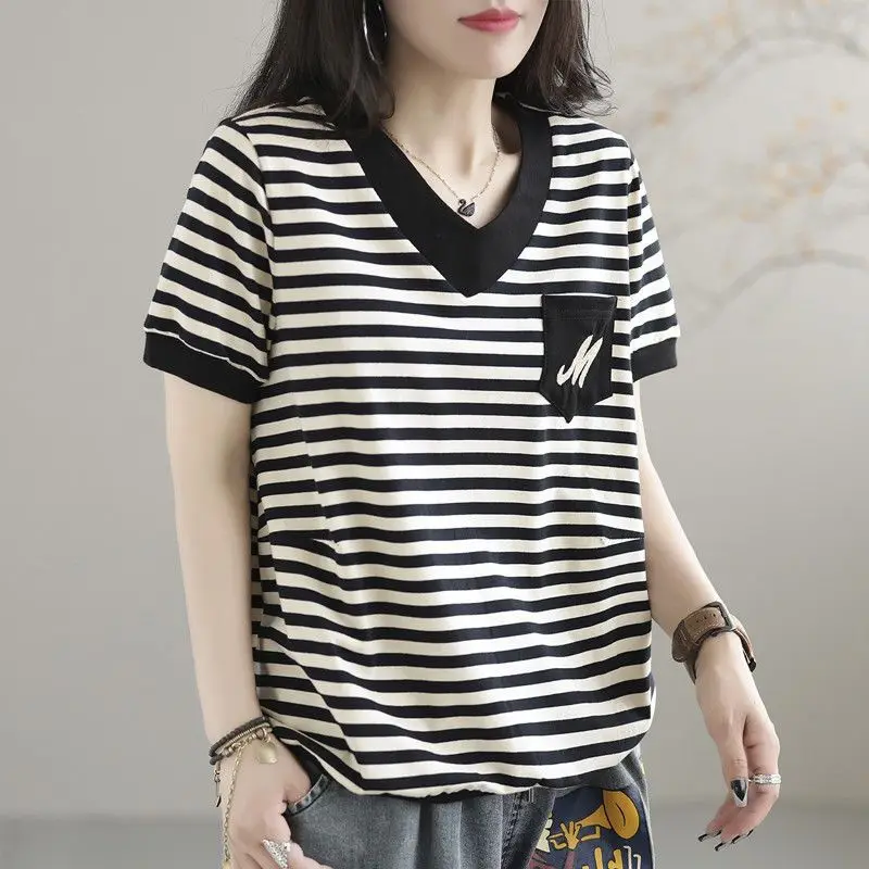 Vintage Striped Loose Tops Tees Summer New Printing Short Sleeve V Neck Plus Size Casual T Shirts Fashion Trend Women Clothing