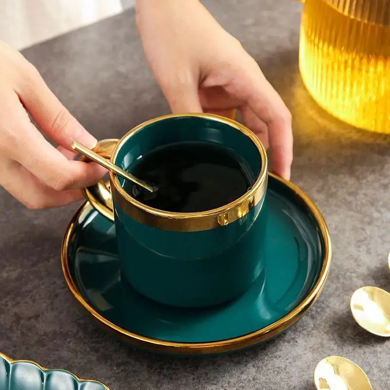 European Luxury Green Glazed Gold Plated Mug Cup Afternoon Tea Set High Beauty Phnom Penh Room Coffee Cup And Plate Set