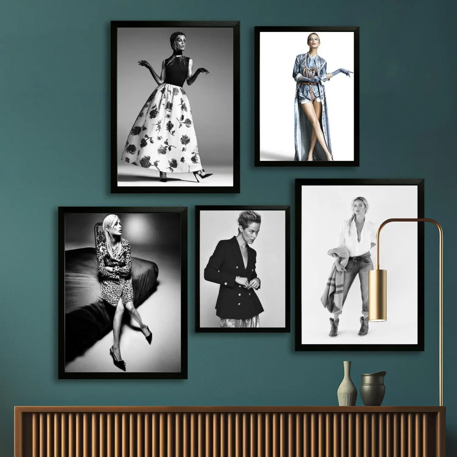 

Carolyn Murphy Canvas Art Poster and Wall Art, Picture Print, Modern Family Bedroom Decor,Decorative painting