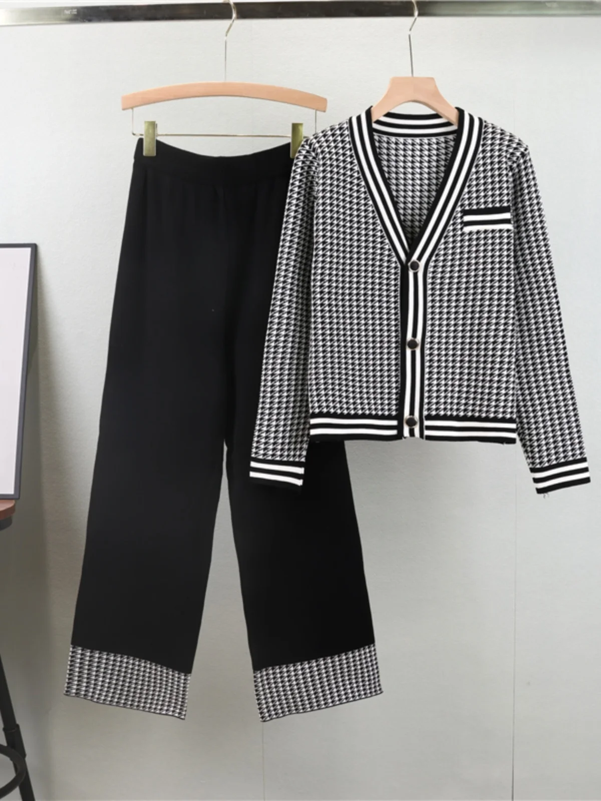 Vintage Checkered Color Block Single Button Knitted Set Women's Top Wide Leg Pants Two Piece Suite Fashionable Elegant Style