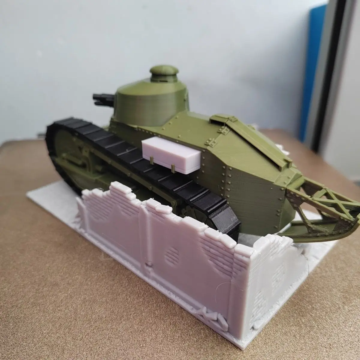Thumbnail 2 - #27 Compare Scale Models Before You Buy