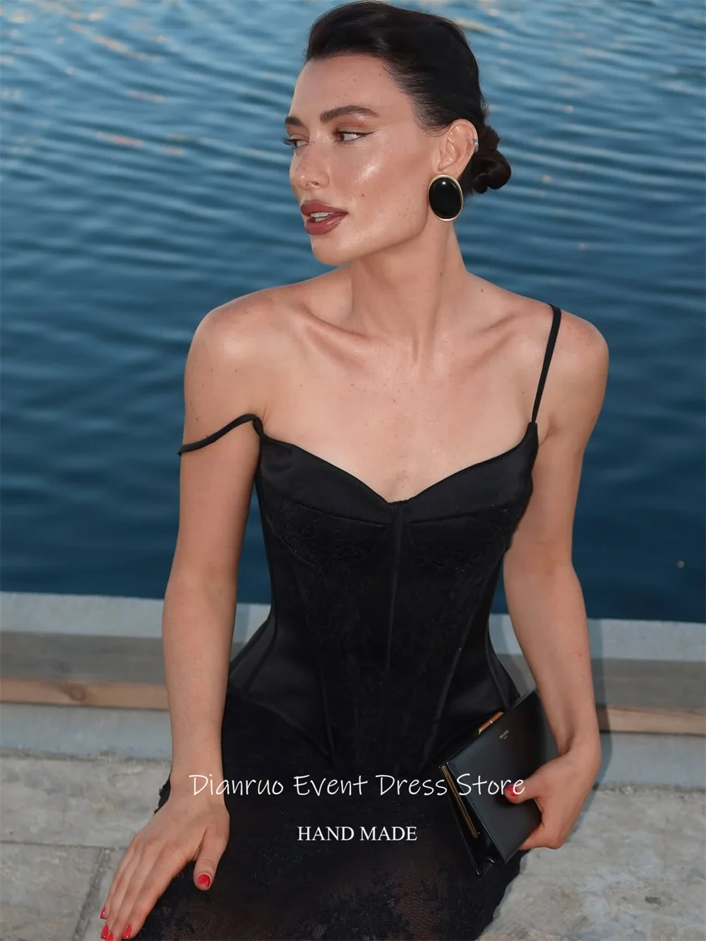 فستان سهرة بحمالات سباغيتي من Dianruo شفاف من خلال الدانتيل حورية البحر فيستدوس دي نوفيا مزين بحفلات الزفاف الأنيقة حسب الطلب