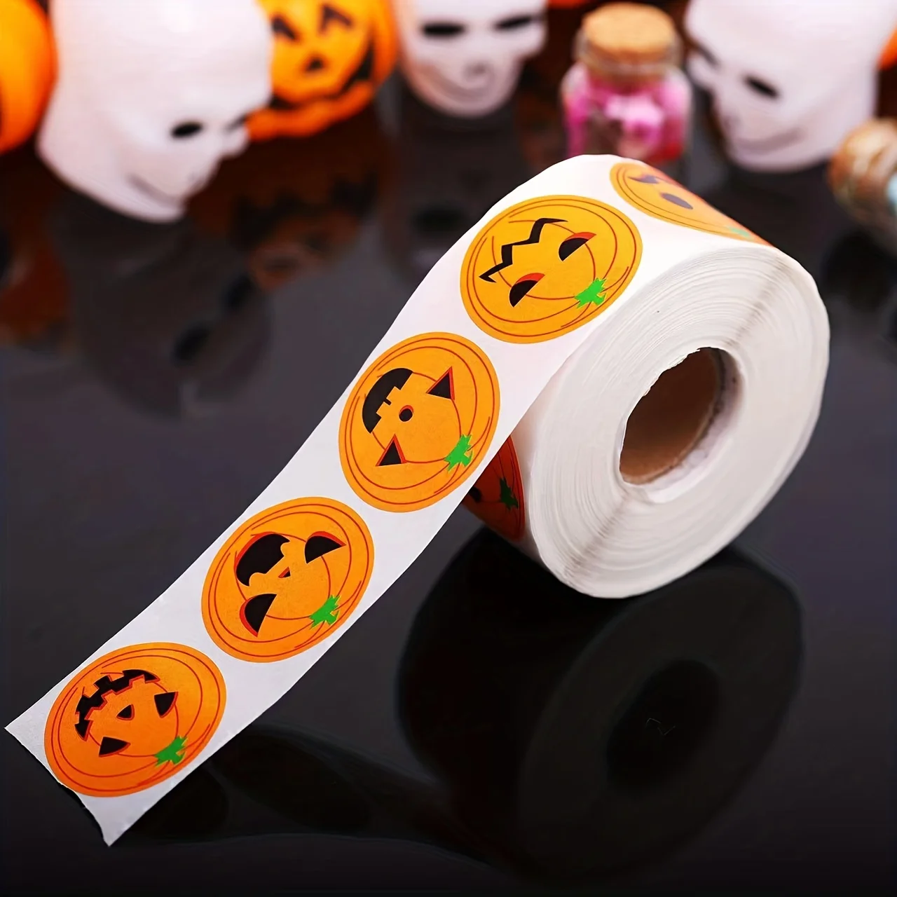 500 Pcs Cute Pumpkin Head Stickers Roll Fun Drink Stickers for Cell Phones, Water Bottles, Suitcases, Perfect Gift for Halloween