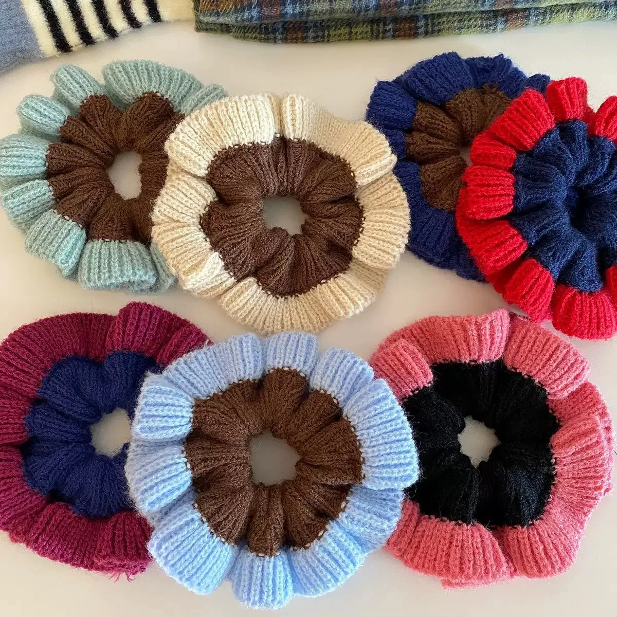 

2025 NEW Autumn Winter Knitted Hair Scrunchies 14CM Oversized High Elastic Scrunchies Hair Bands Hair Accessories for Women