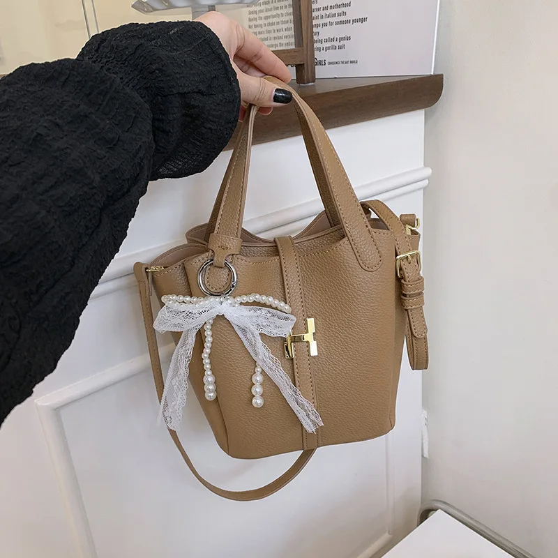 

Новая сумка-корзина для овощей, женская нишевая текстурированная портативная сумка-ведро, высококачественная сумка-мессенджер на одно плечо