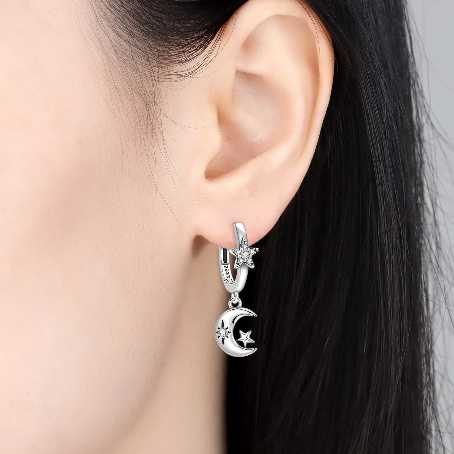 Elegante Doppelkreis-Stern-und-Mond-Ohrringe aus Echtem 925 Sterling Silber, Edle Schmuckstücke für Frauen und Mädchen, Geburtstags- und Feiertagsgeschenke – Detail 4