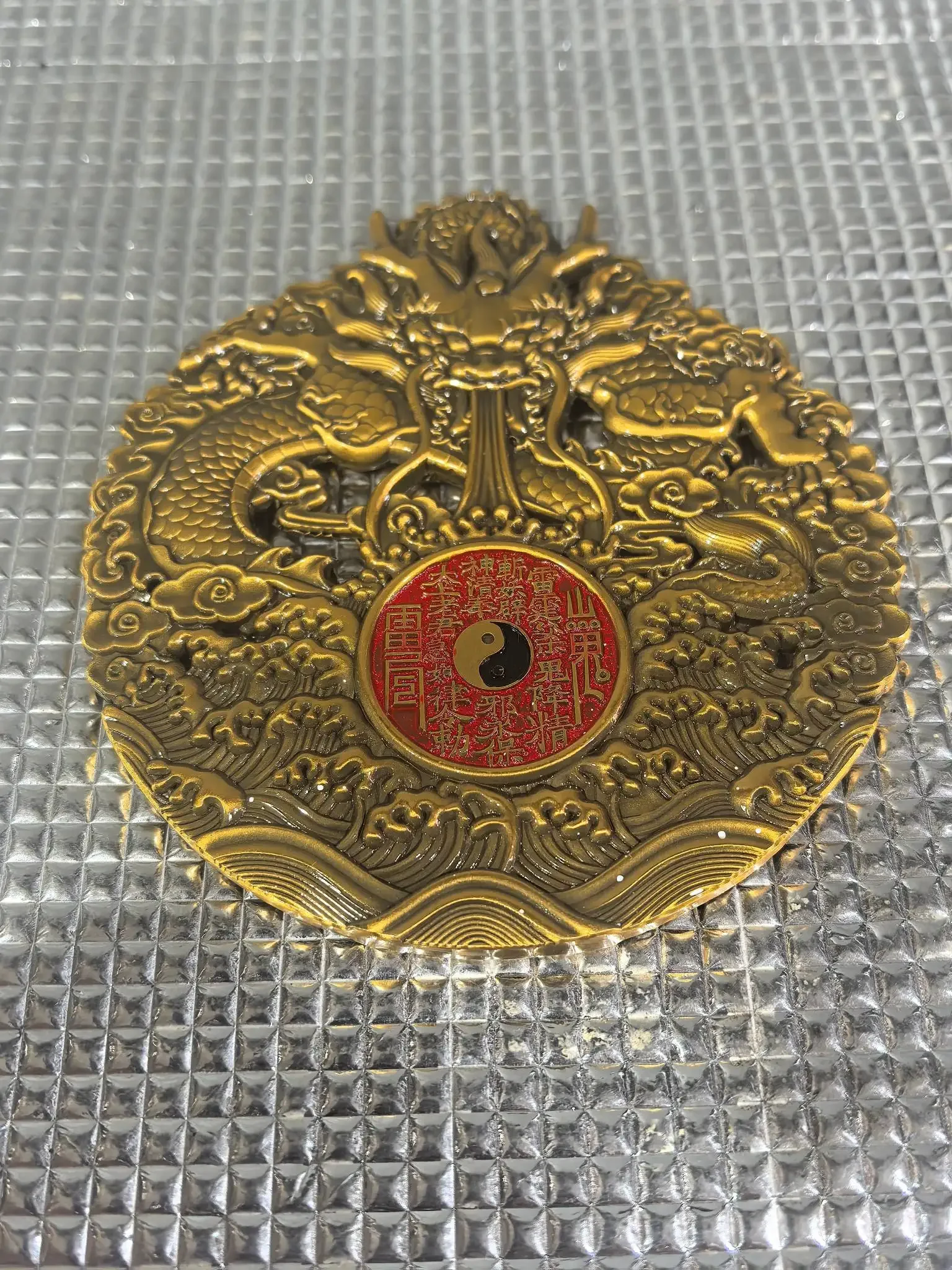 Qing Dynasty copper Dragon Shenlong Bagua Mirror Shenlong Sucks Water Bagua Mirror