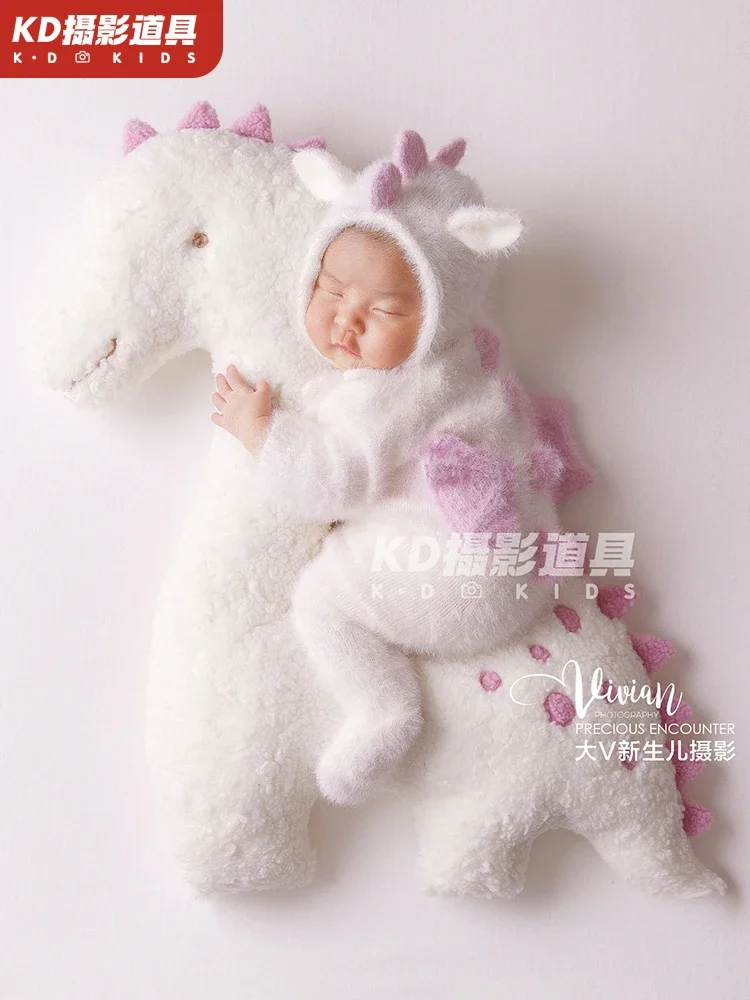 

Newborn Photography Props Exhibition Newborn Baby The Year of The Loong Baby Full Moon Photography Clothing Theme Baby Studio