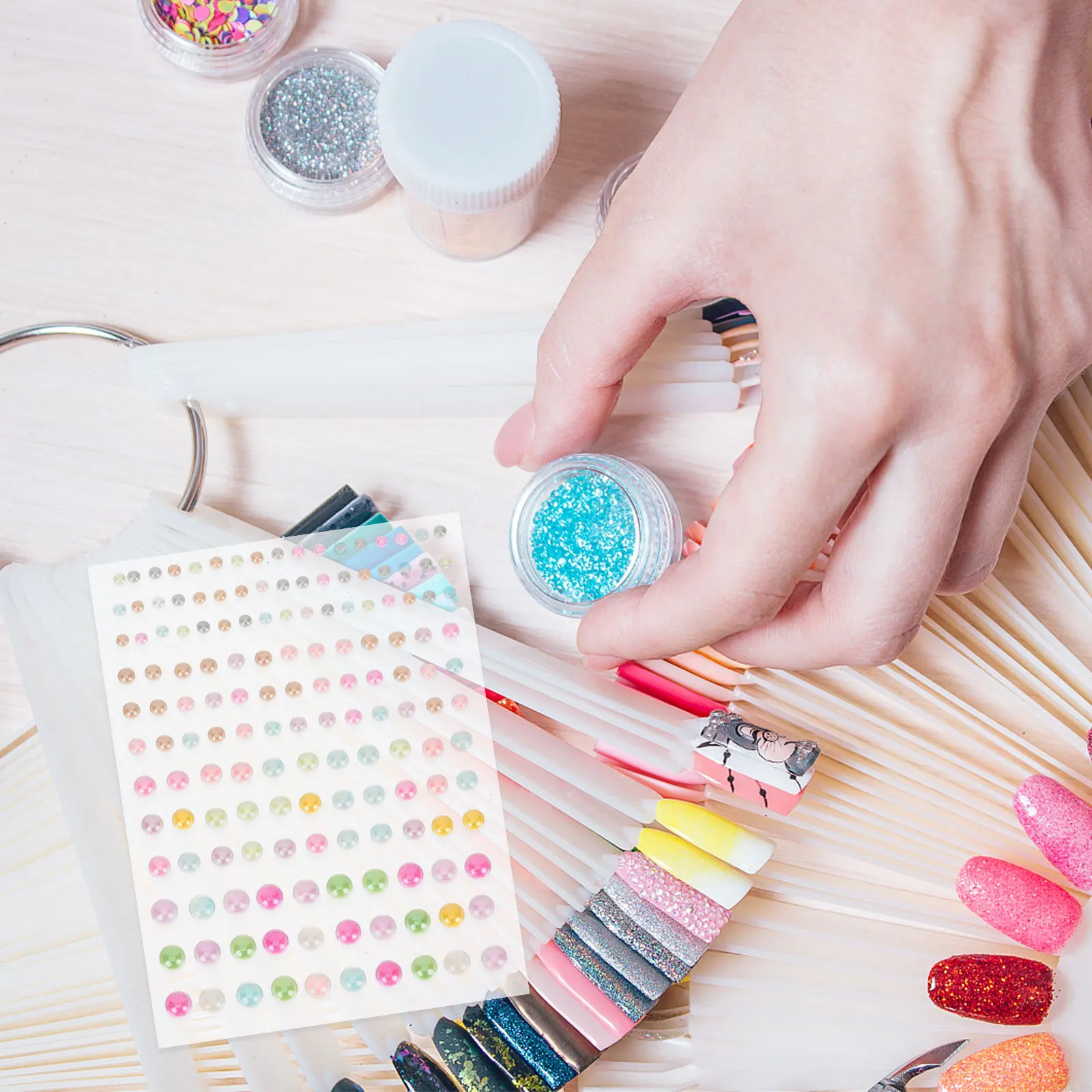 

4 Sheets Pearl Nail Enhancement Stickers Self Adhesive Rhinestone Stickers DIY Crafts Face Beauty Scrapbooking Stick on Body