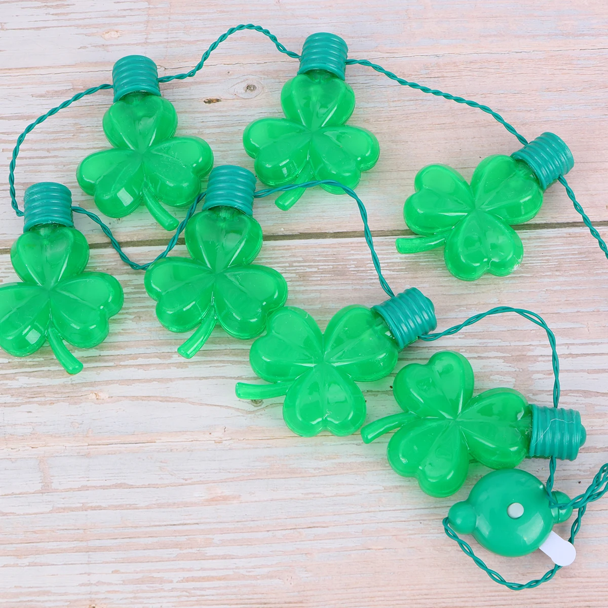 

Decorate Luminous Necklace Irish Decorations Emerald Green Shamrock Glowing Neclace