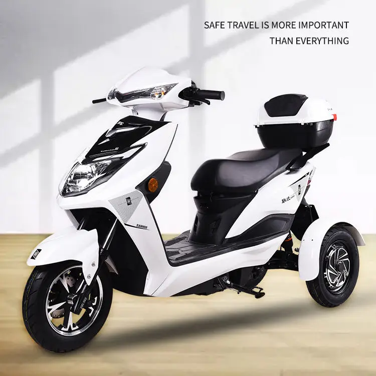 2025 Model Three-wheeled Electric Assist Vehicle 1000W 60V Open Body 300kg Enclosed Tricycle with Air Conditioning and Stove