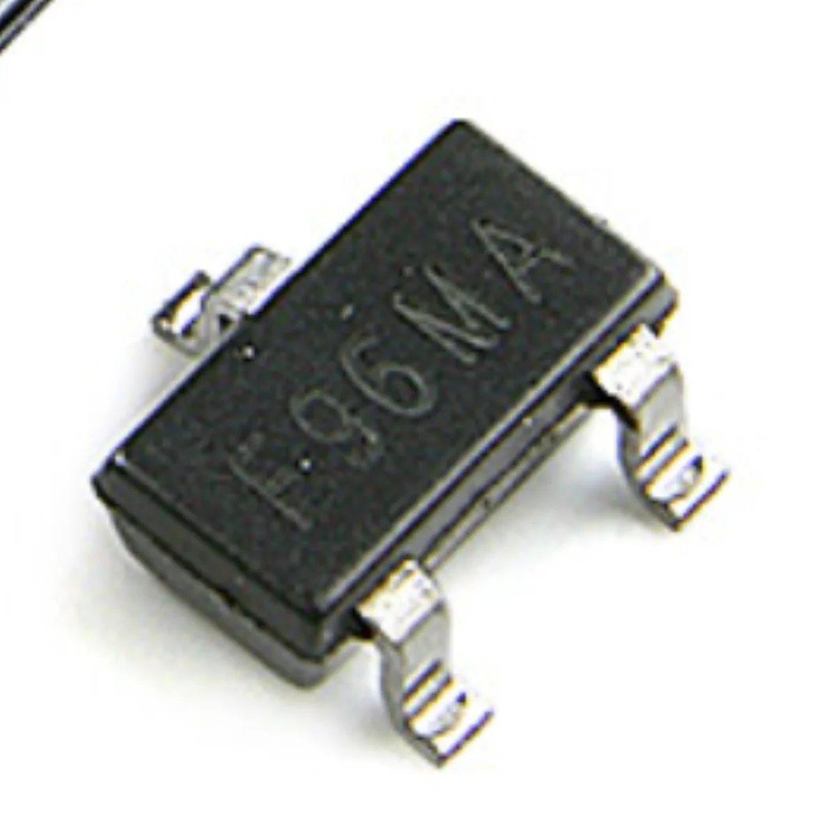 AH1809-W-7 Marking F9 SC-59 NEW Original LOW SENSITIVITY MICROPOWER OMNIPLOAR HALL-EFFECT SWITCH 2.5V~5.5V ±18.5mT ±17mT SC59-3