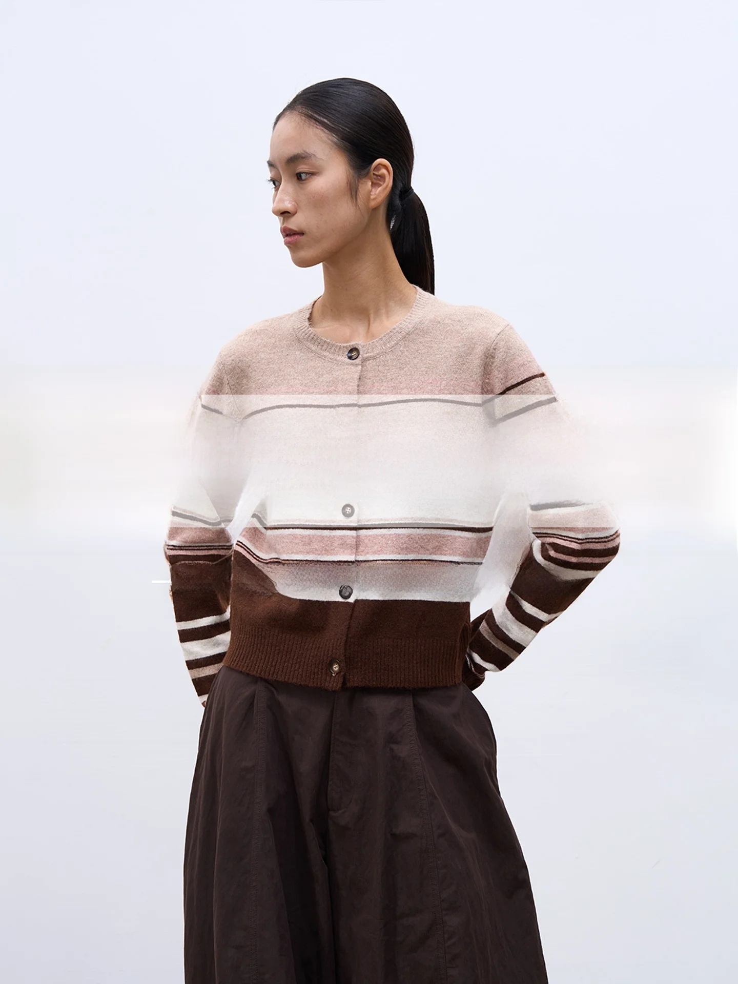 

Ограниченное предложение Dan Ran: Коллекция к концу года – модный комплект с курткой, брюками, юбкой и рубашкой для женщин в повседневном стиле.