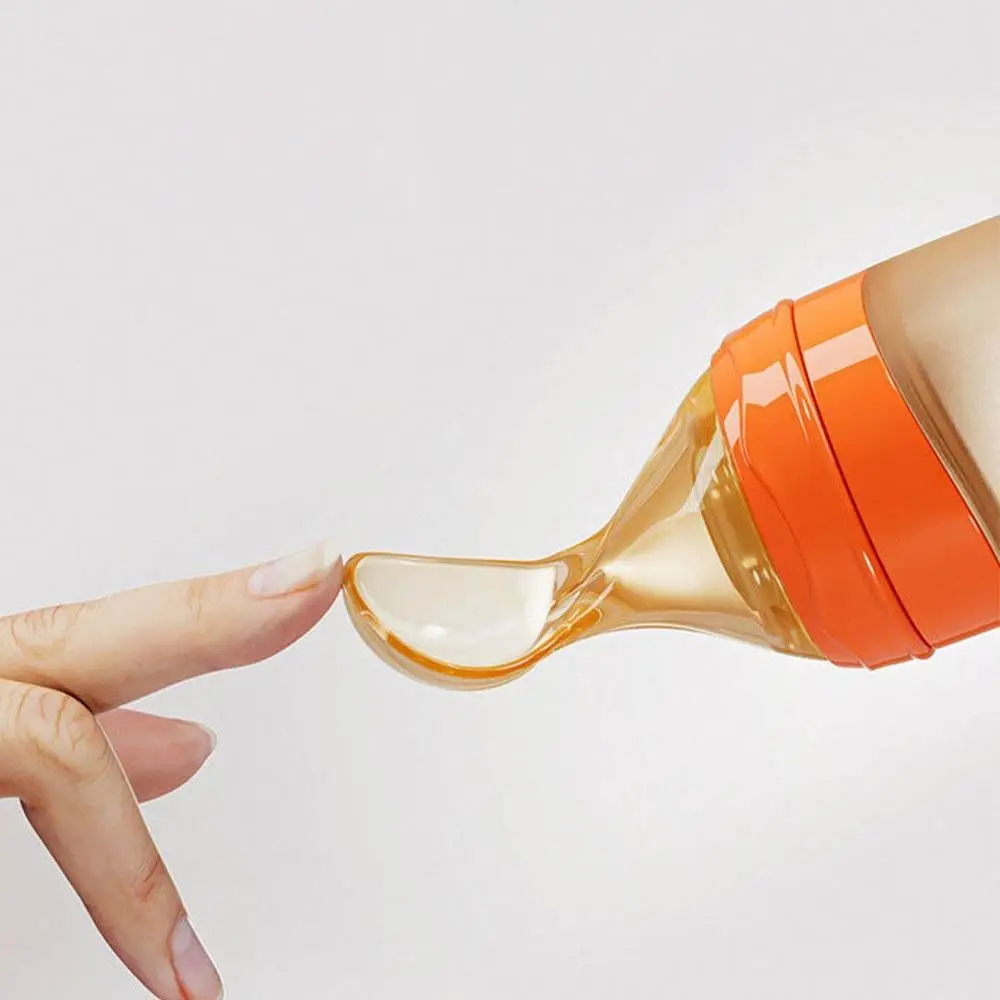 

Silicone Baby Squeeze Spoon Squeezing Soft Tip Milk Feeding Bottle High Temperature Resistance Convenient Rice Cereal Bottle