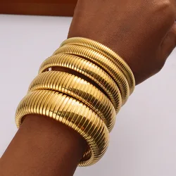 18 Karat vergoldetes Titanstahl-Armband, Vintage-elastischer Zigeuner-Polier-Armreif für Frauen und Mädchen, modischer ästhetischer Schmuck