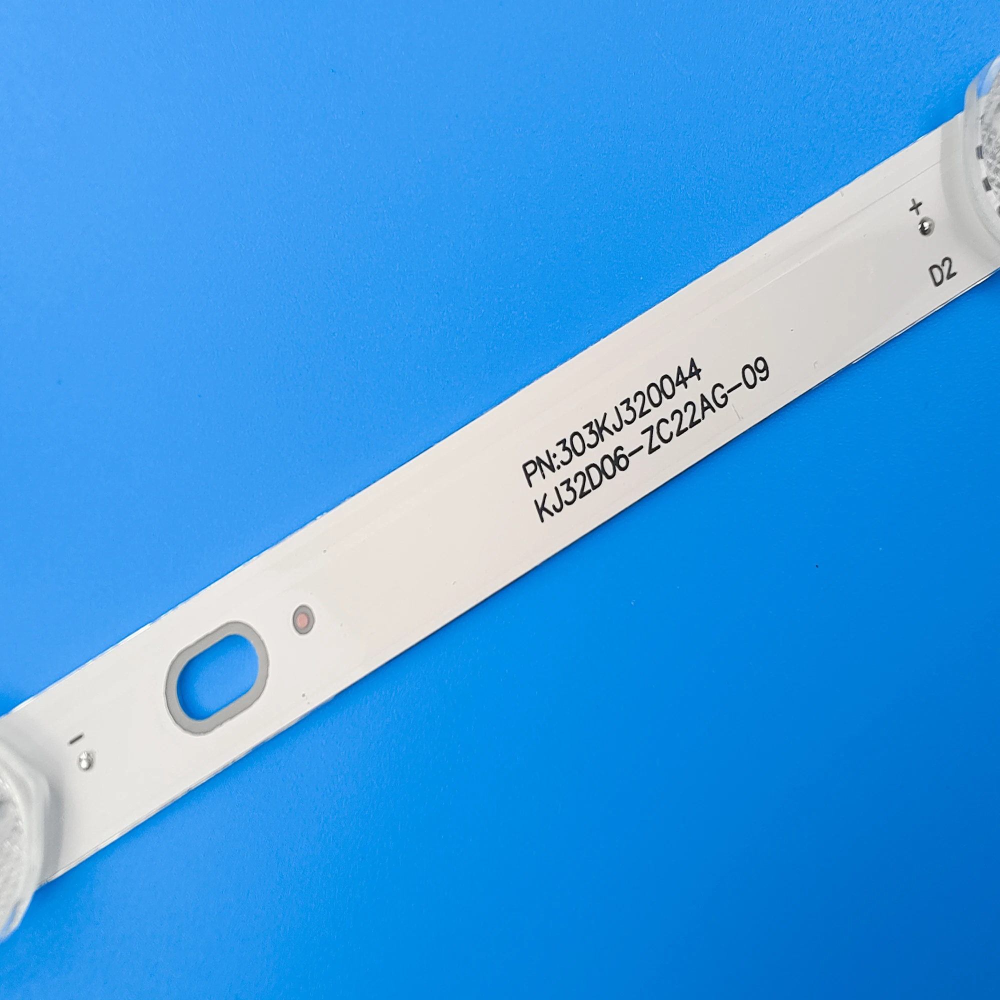 LED Backlight Strip For DLED32HD 2X6 0005 HTV-32R01-T2C/A4/B 32LH0202 32HH1830 PK-32D16T KJ32D06-ZC22AG-20E 09 12 303KJ320044
