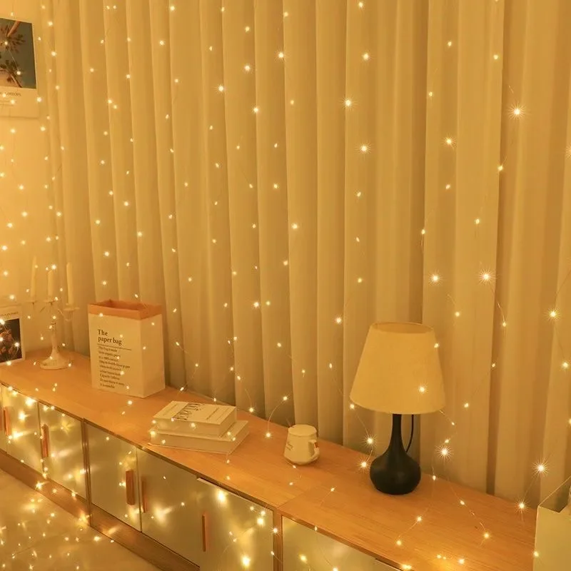 Curtain Lights Dimmable Fairy Lights with Remote and Timer 8 Modes USB Powered String Lights for Room Wall Party Xmas