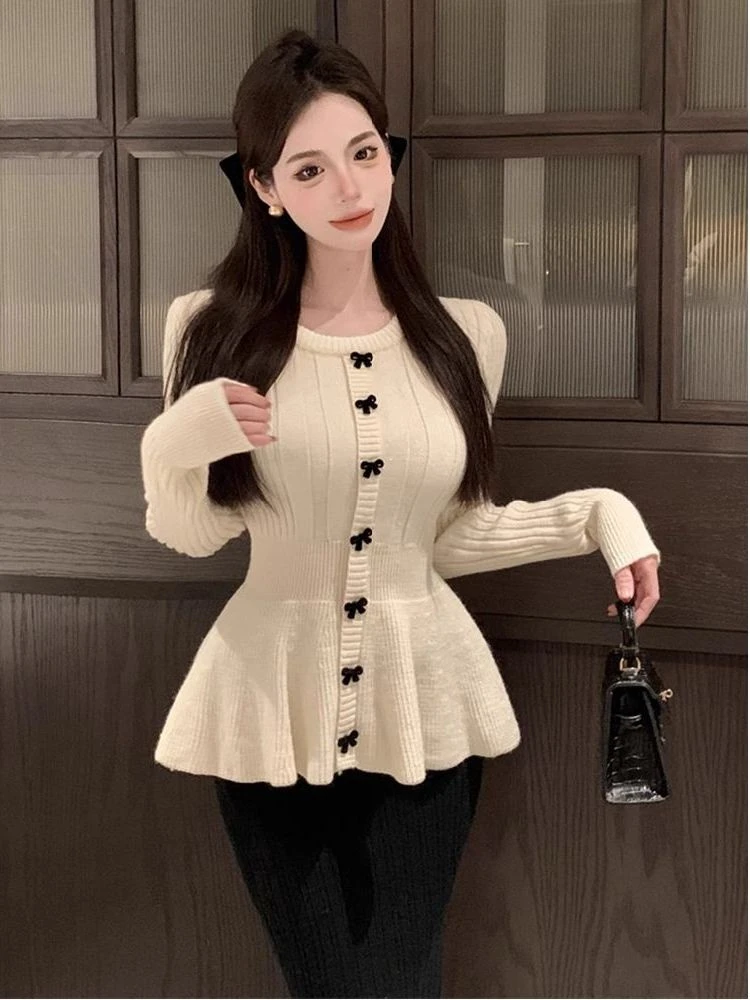 レッドノットセーター女性の冬ファイオナブルニットトップセレブラ陽気な中国の新年の服スレ