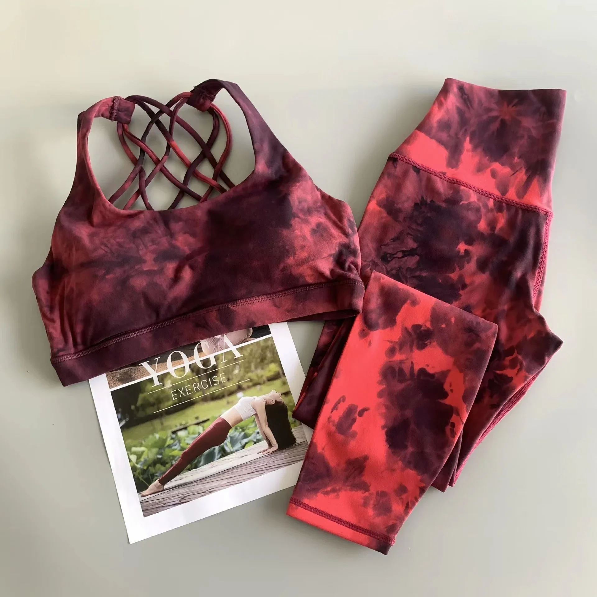 

New Freight Free Tie-dyeing Yoga Suit Set Double-sided Sanded Yoga Suit Two-piece Set Of Body-fitting Sexy Fitness Suit