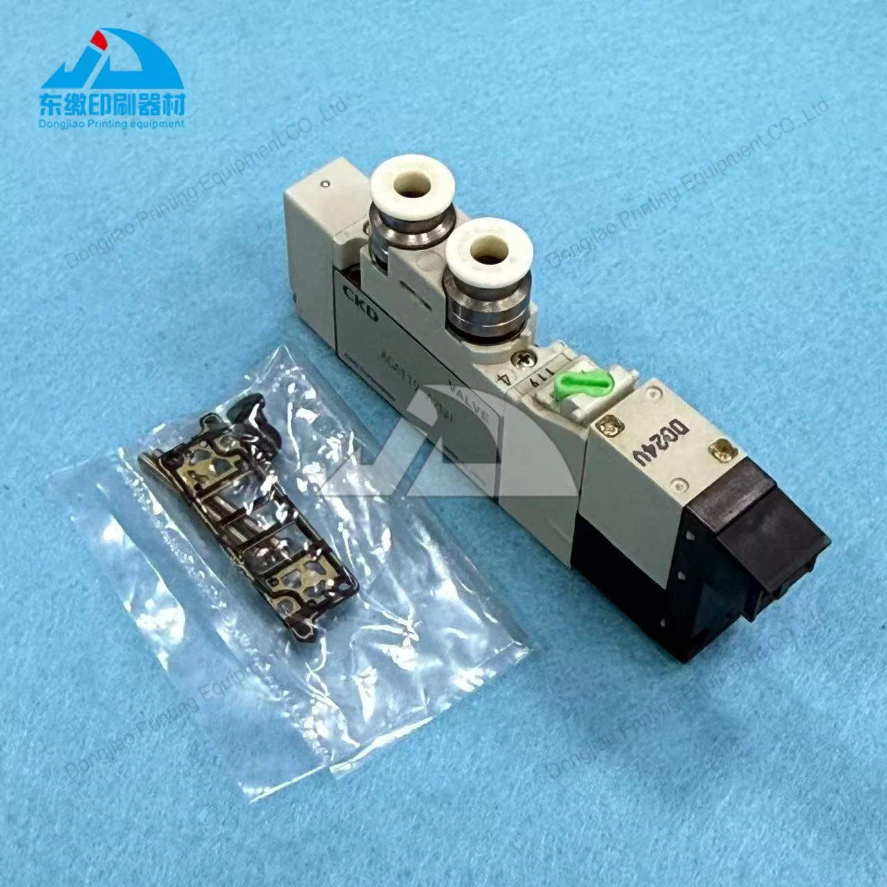 vanne-solenoide-ckd-4ga119-a2nh-originale-neuve-tres-demandee-pour-pieces-de-machine-d'impression-komori-ckd-4ga119-a2nh