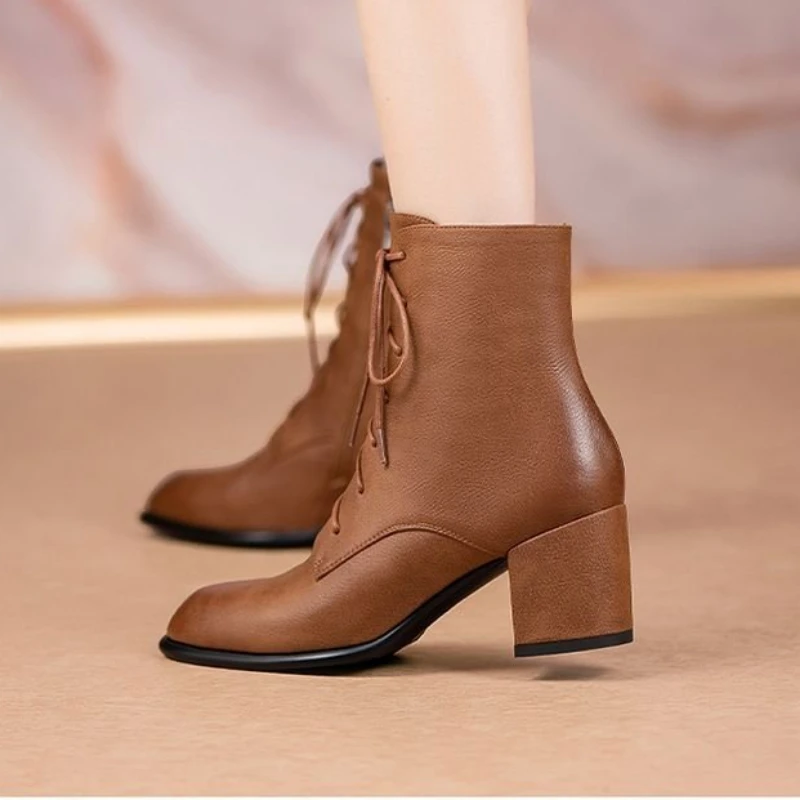 Chunky Heel Short Boots Women Retro British Style Pointed Toe Lace Up Shoes Solid Colour Side Zip High Heels Bota Para Mujer