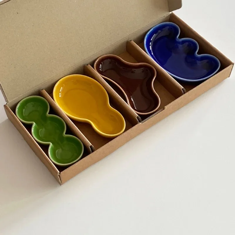 

Colorful Ceramic Sauce Plate Wasabi Oil Vinegar Dispenser Container Japanese Korean Style Dining Room Accessories 4 Pcs Set