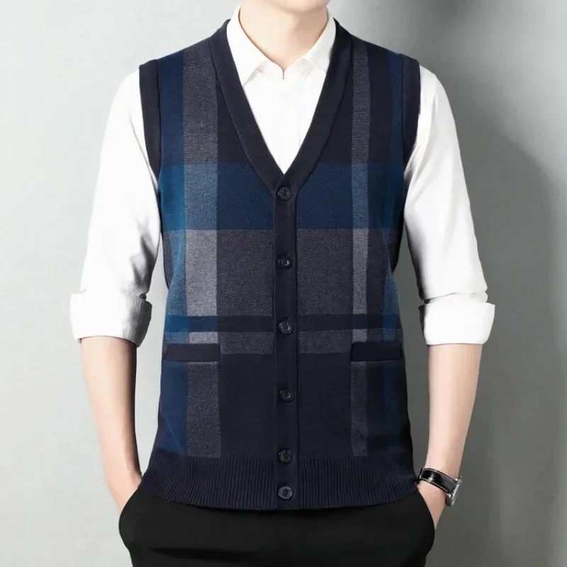 

2024 Mens V-Neck Sleeveless Vest Classic Business Knitted Waistcoat Sweater Tops