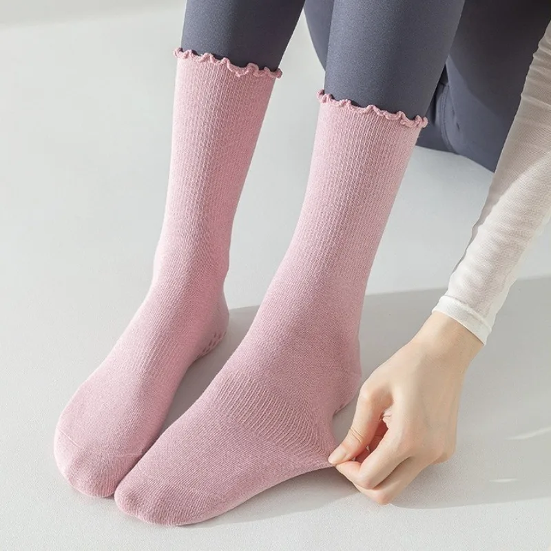 1pairs 90% Cotton with Rolled Edges Women Stockings Trend Casual High Quality Solid Color Anti Slip Boneless Sports Cotton Socks