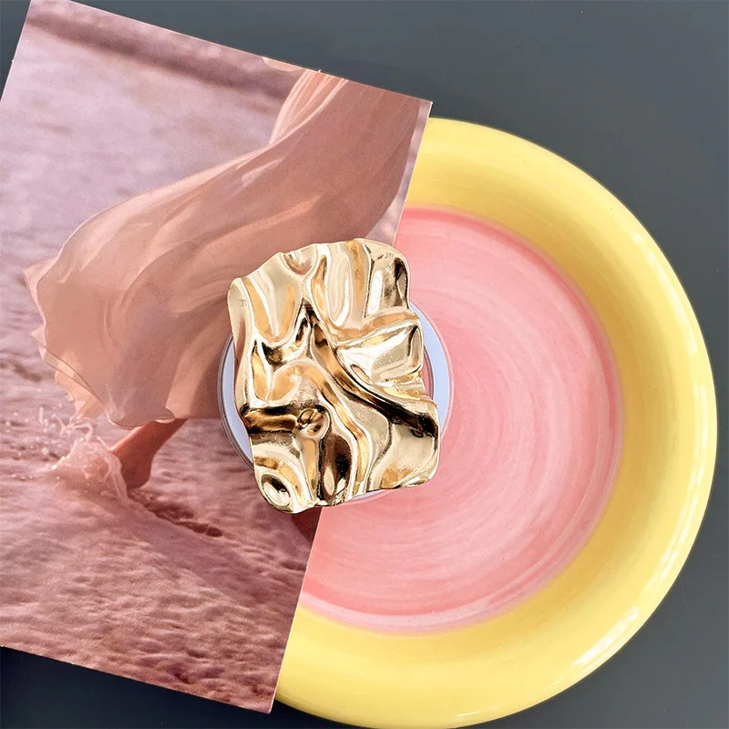 

Luxury Metal Irregular Geometric Magnetic Griptok Grip Tok For Magsafe Socket Universal Mobile Phone Bracket Stand Holder Caqa