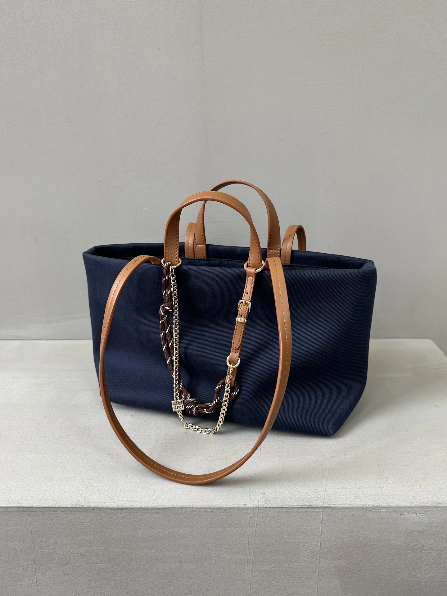 

Chain surf rope armpit bag large capacity commuter shoulder bag