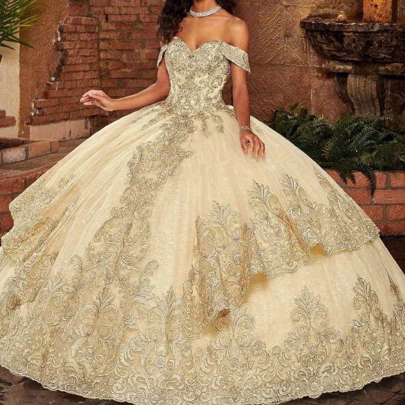 

Women’s Champagne Quinceanera Dresses Lace Appliqued Sequined Off Shoulder Ball Gown Tulle Vestidos De 15 Años Sweet 16