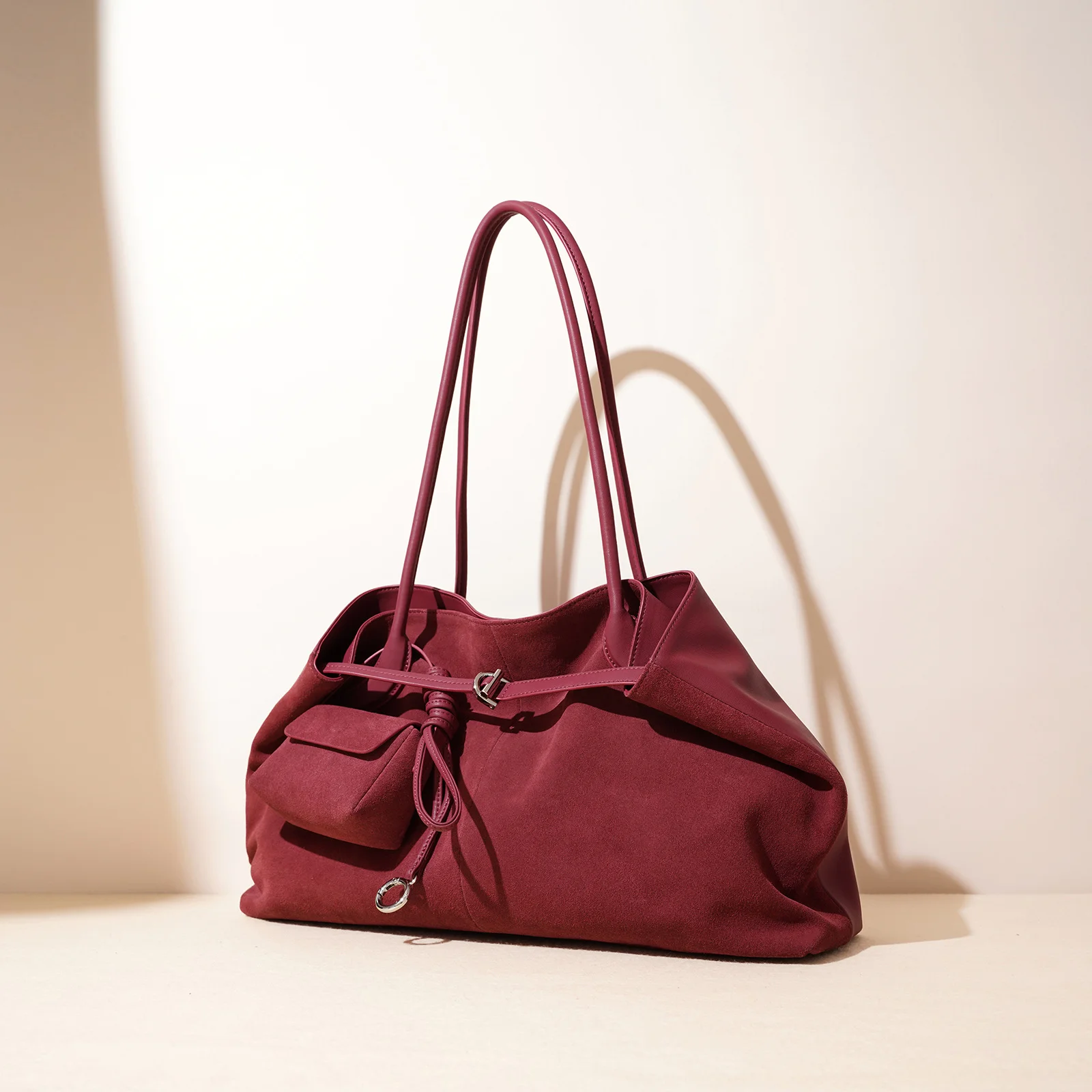 

Christmas Autumn Winter Retro Large Capacity Underarm Bag Fashionable Red Suede Commuter Tote Women's Handbag Shoulder Bags