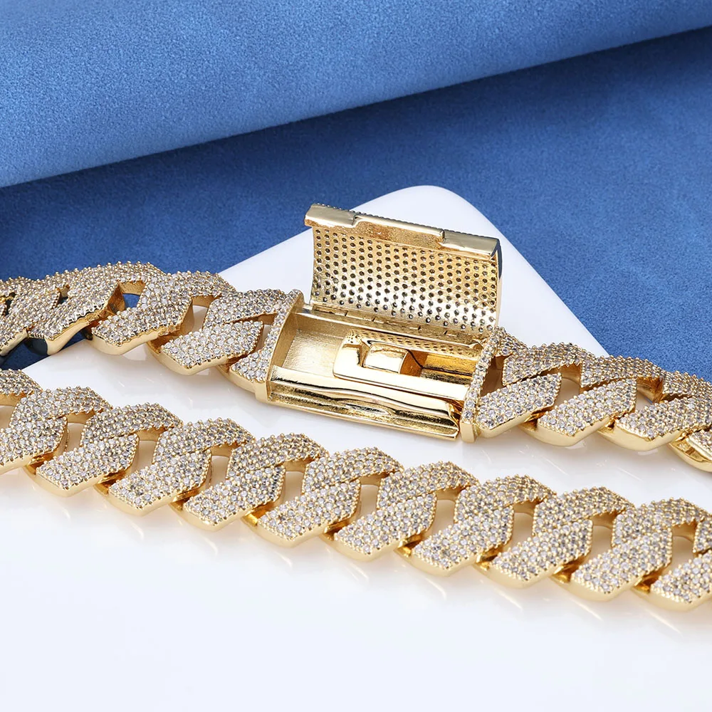 

Hip hop Cuban Chain 15MM Ice Out 4 Rows Shiny Diamond Bracelet Flip Box Buckle Men's Miami Charm Jewelry