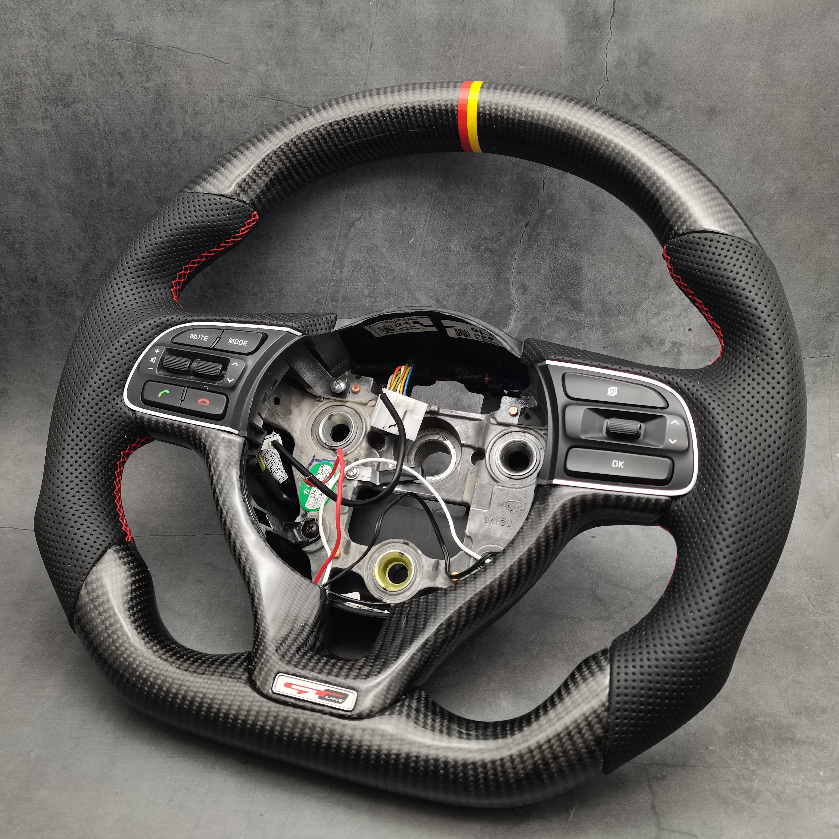 100% Real Carbon Fiber Steering Wheel for KIA K5 KX5