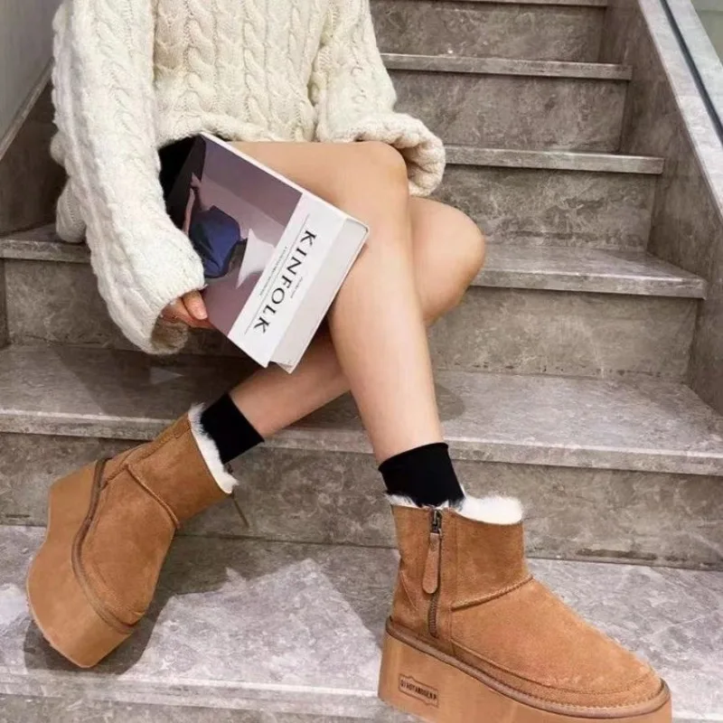 Women Boots Winter Luxury Plush Warm Snow Boots Women New Casual Suede Fur Ankle Boots Outdoor Fashion Platform Shoes for Women