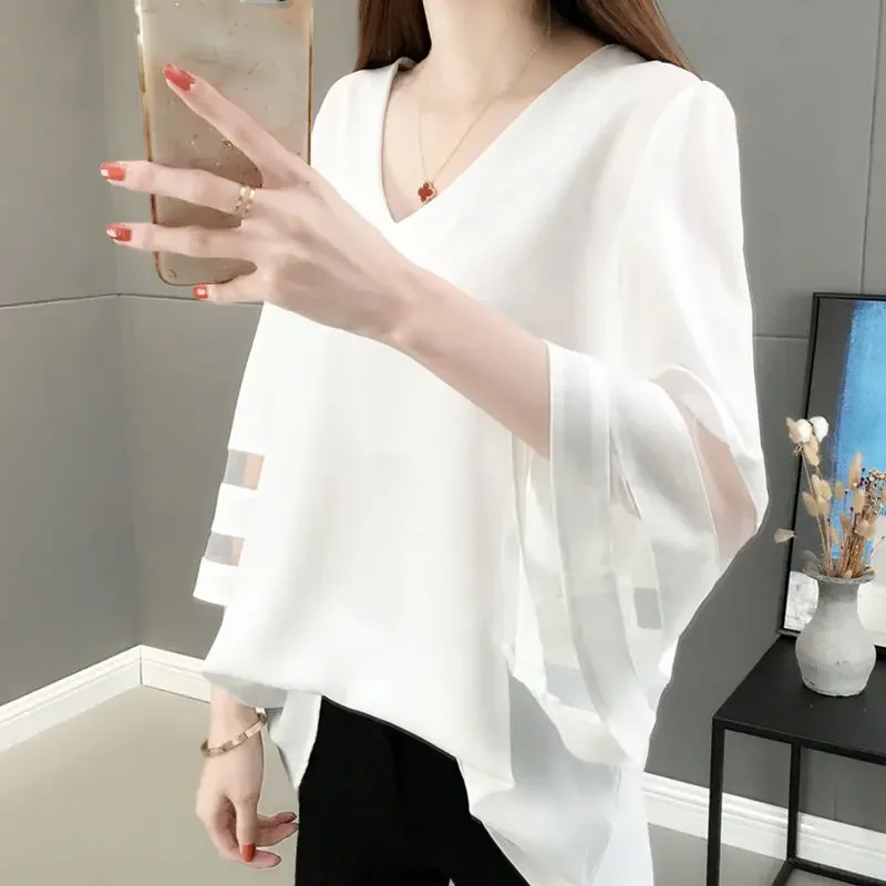 Oversized Temperament Elegant Hollow Out Loose Chiffon Shirt for Women\'s Summer Flared Sleeve Slimming Age Reduction T-shirt Top