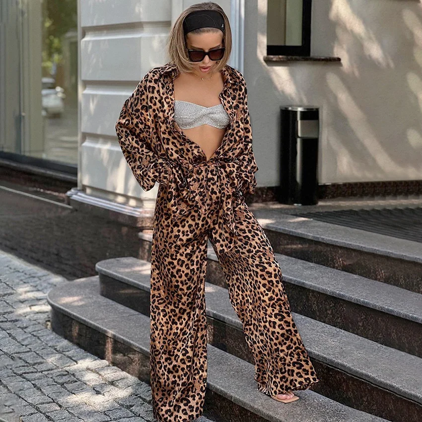 2024 Spring Street Fashion Leopard Pattern Set For Women's Autumn Niche Loose Long Sleeve Shirt And Pants Two Piece Set