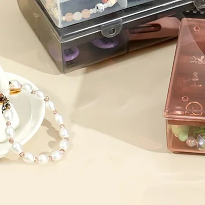 

Шкатулка для драгоценностей, пылезащитная коробка для хранения ювелирных изделий, серьги, ожерелье, стеллаж для хранения, портативная подставка с несколькими отделениями