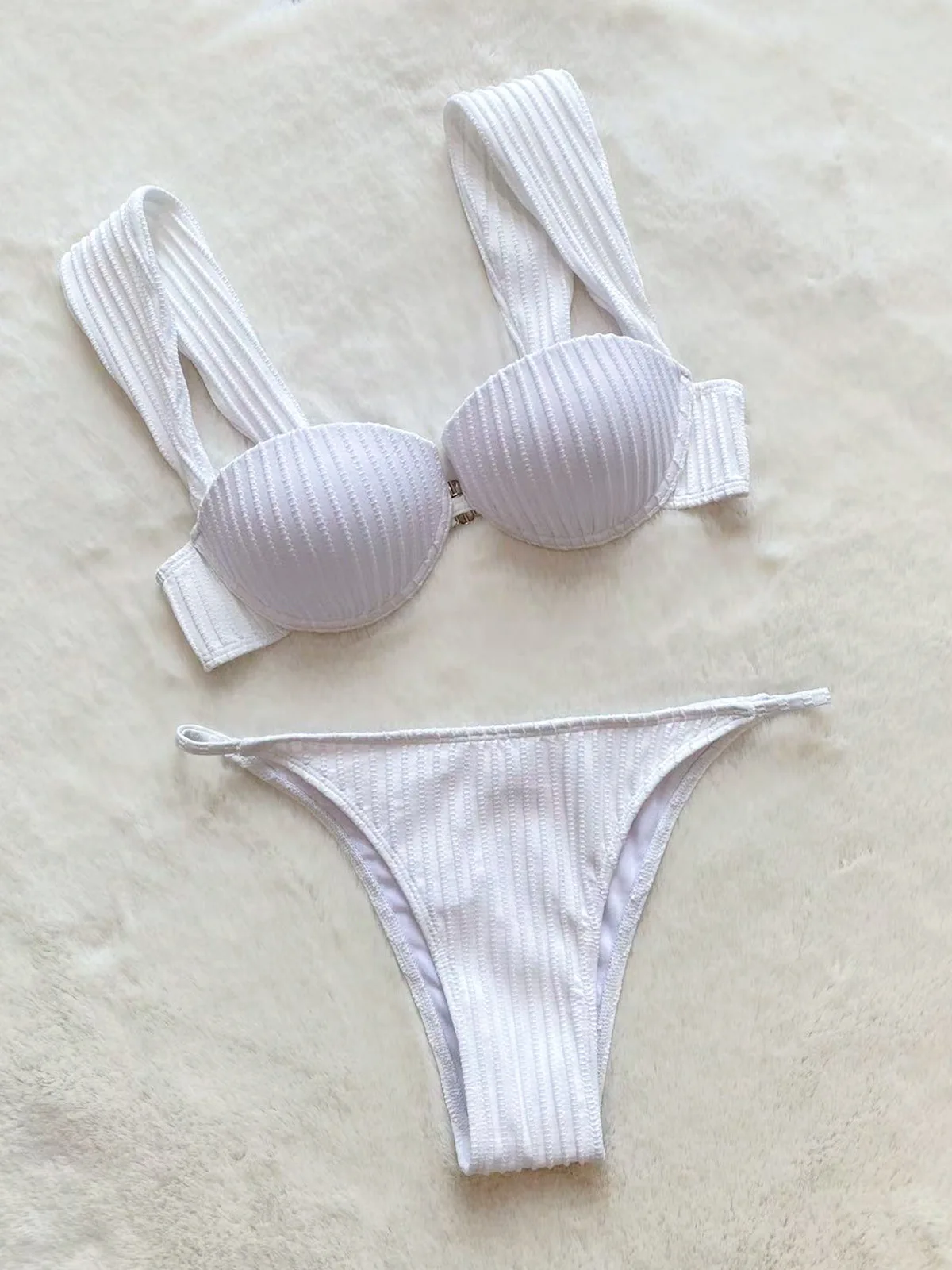 Maillot de bain blanc pour femmes, ensemble deux pièces, soutien-gorge push up, couleur unie, nouvelle collection 2024