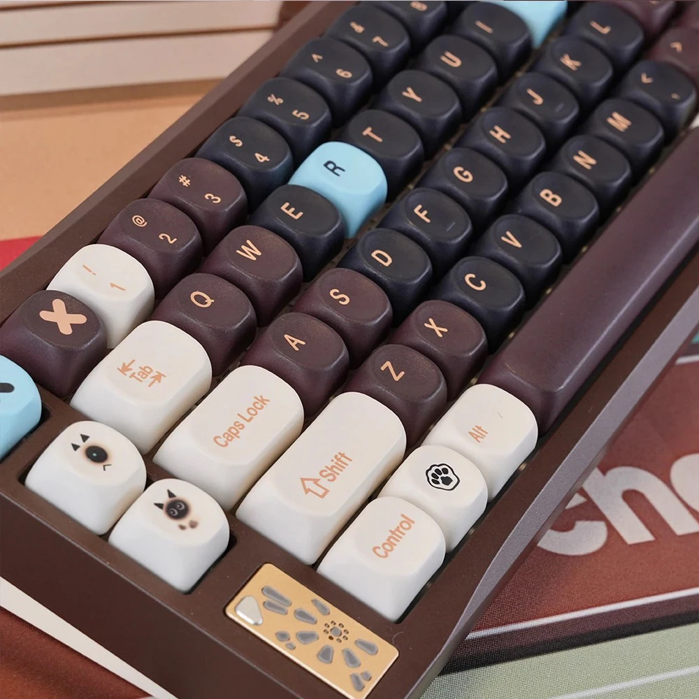 

Brown Sugar Bobo 132 Key MOA Highly Themed Keycap Set Round Personality Keycap PBT Keycap Hot Sublimation