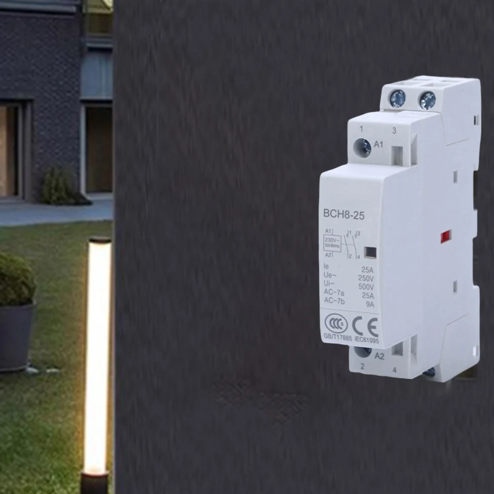 

Контактор переменного тока, 25 А, 2 полюса, 2НО, 230 В для управления obwodem освещения с компактным креплением на рейку, подходит для различных применений