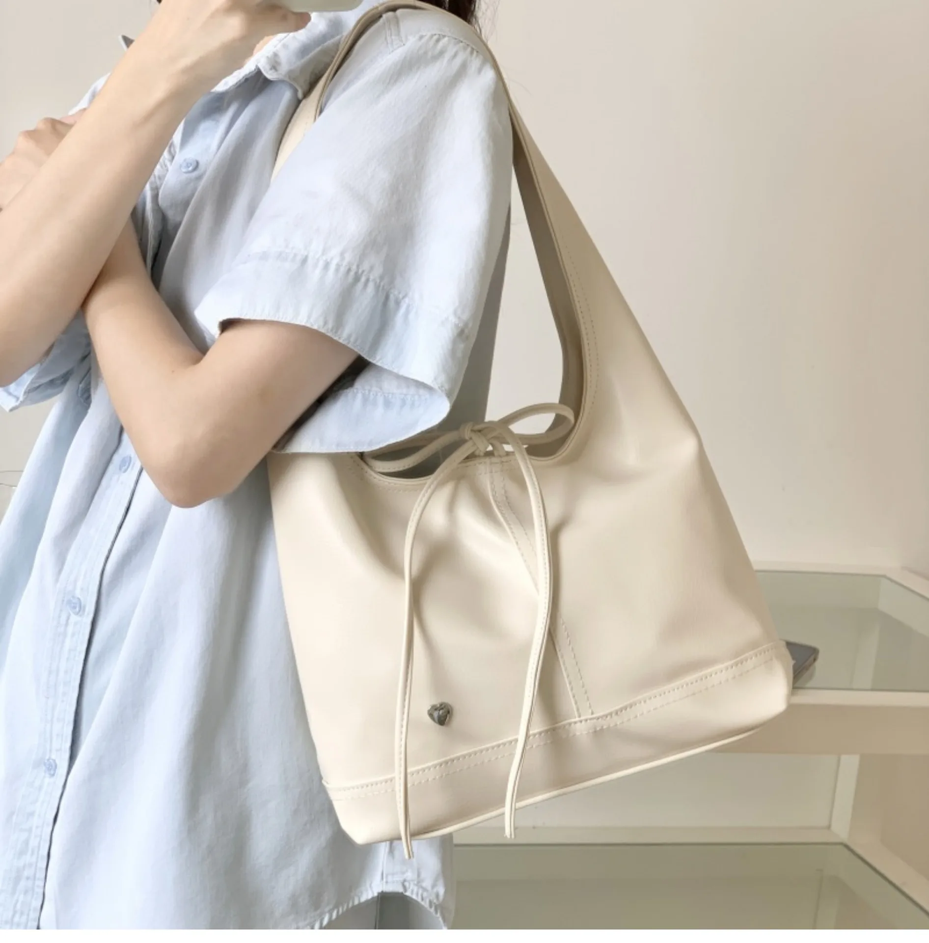 Shoulder bag bow large capacity Tote bag Fashion all-in-one underarm bag lady