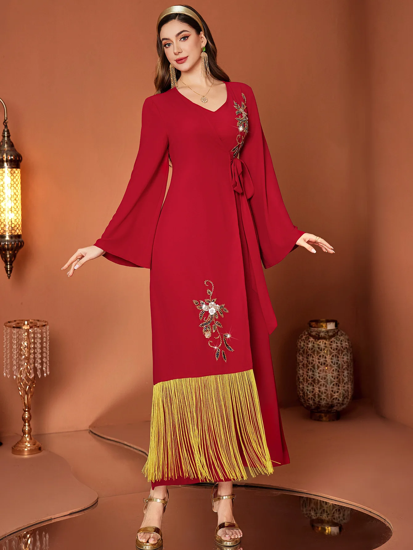 Eid Robe musulmane femmes Abaya col en V diamant robes longues gland robes Largos fête Caftan Jalabiya Ramadan Robe à lacets 2025
