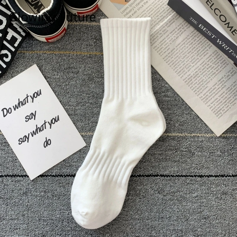 Four Seasons Socks Unisex Solid Color Middle Tube Sockken Breathable Slip Resistant Sports Men's Socks Campus Style Casual Sock