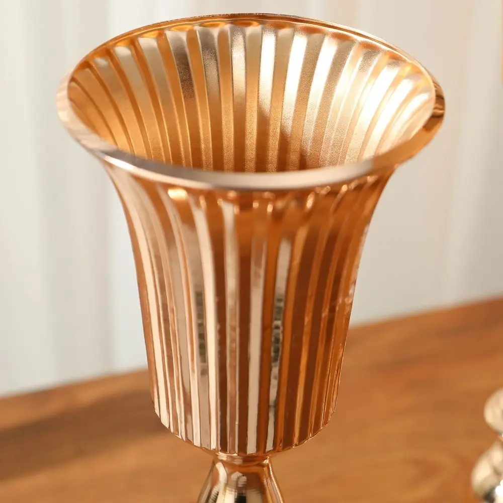 European Style Wrought Iron Gold Iron Vase FIower Art Anti-fall Wedding Photo Props Golden Simulated Flower Holders Restaurant